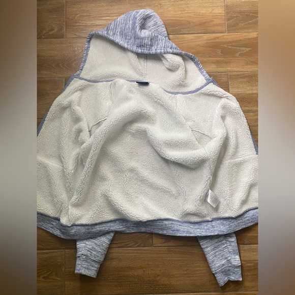 Hollywood The Jean People 16 Cozy Hoodie - Picture 5 of 7